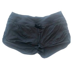 Black Lululemon running shorts